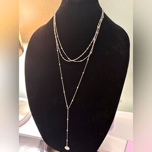 Elegant Gold Layered Necklace 🌸